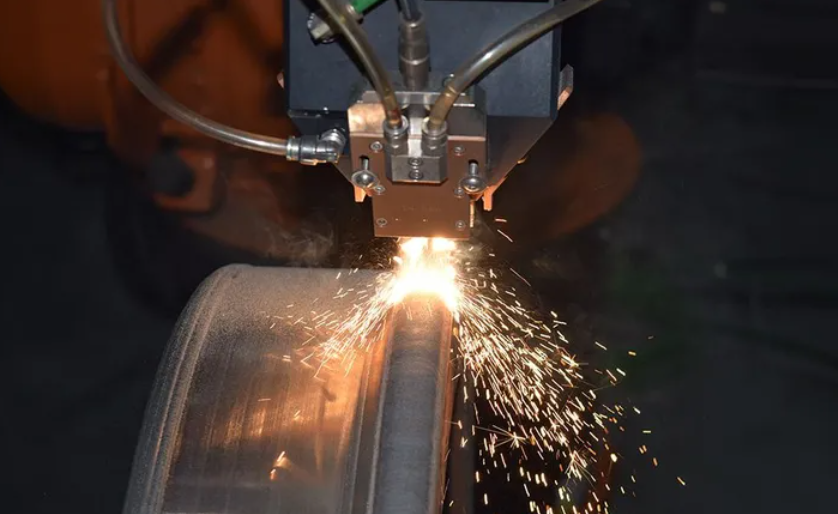 激光熔覆與熱噴涂有什么區(qū)別？